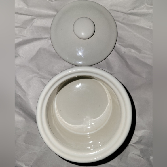 Pottery Barn Dining Vintage Pottery Barn Aged White Dip Jar With Lid Poshmark